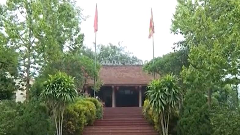 Về Chiến khu xưa