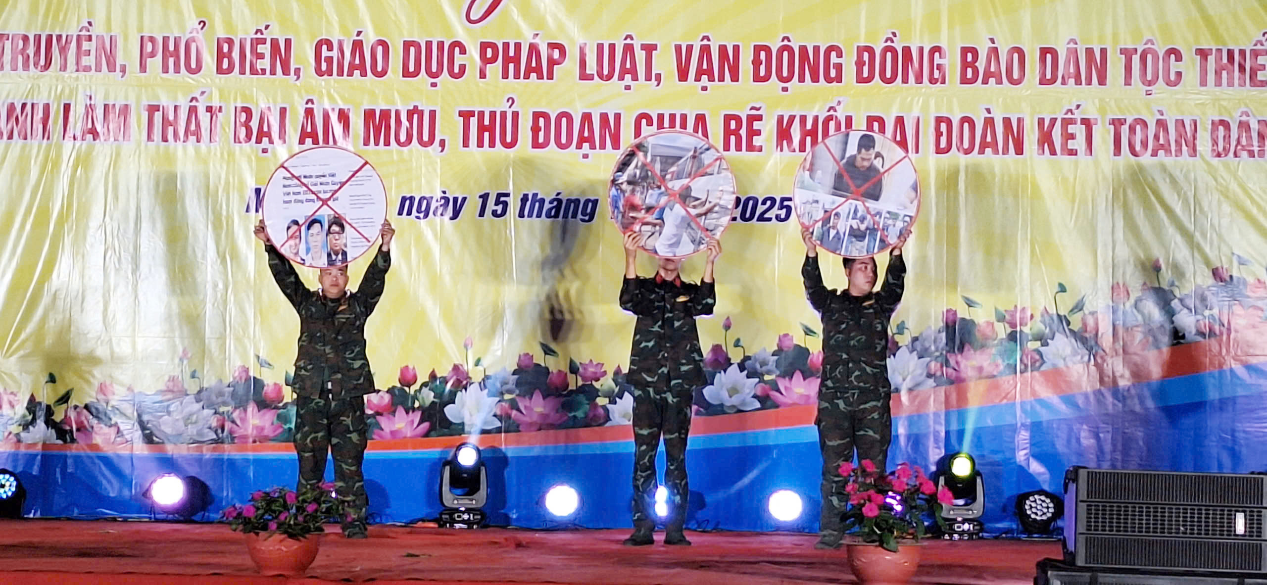 CHƯƠNG TRÌNH TUYÊN TRUYỀN, PHỔ BIẾN, GIÁO DỤC PHÁP LUẬT TRONG VÙNG ĐỒNG BÀO DÂN TỘC THIỂU SỐ